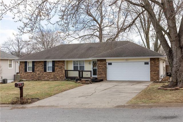 4514 Alpha Lane, St Joseph, MO 64506