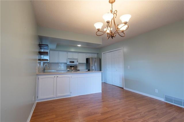 4514 Alpha Lane, St Joseph, MO 64506