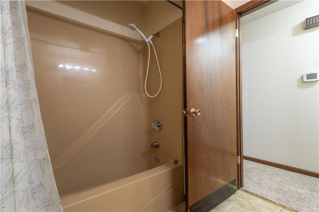 4514 Alpha Lane, St Joseph, MO 64506