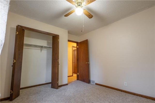 4514 Alpha Lane, St Joseph, MO 64506