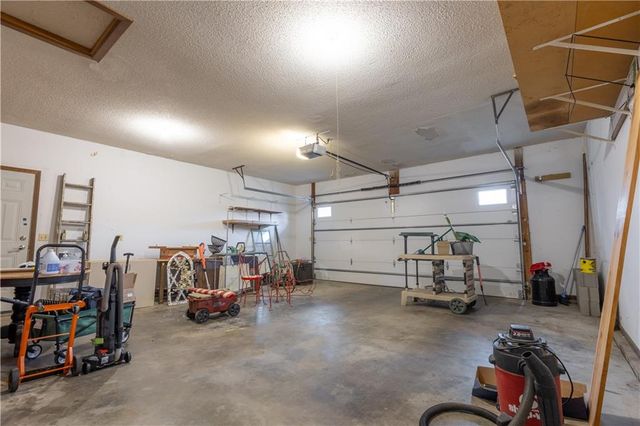 4514 Alpha Lane, St Joseph, MO 64506