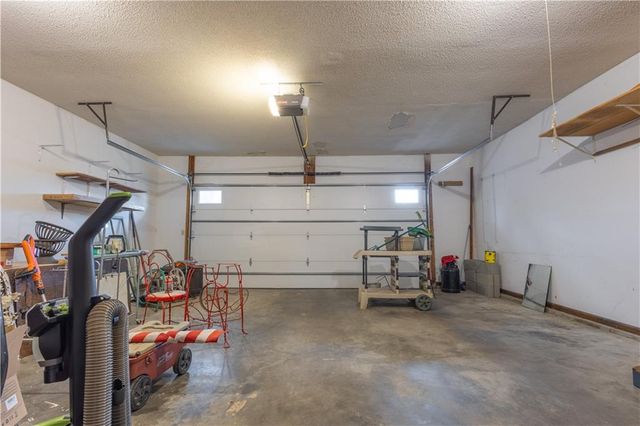 4514 Alpha Lane, St Joseph, MO 64506