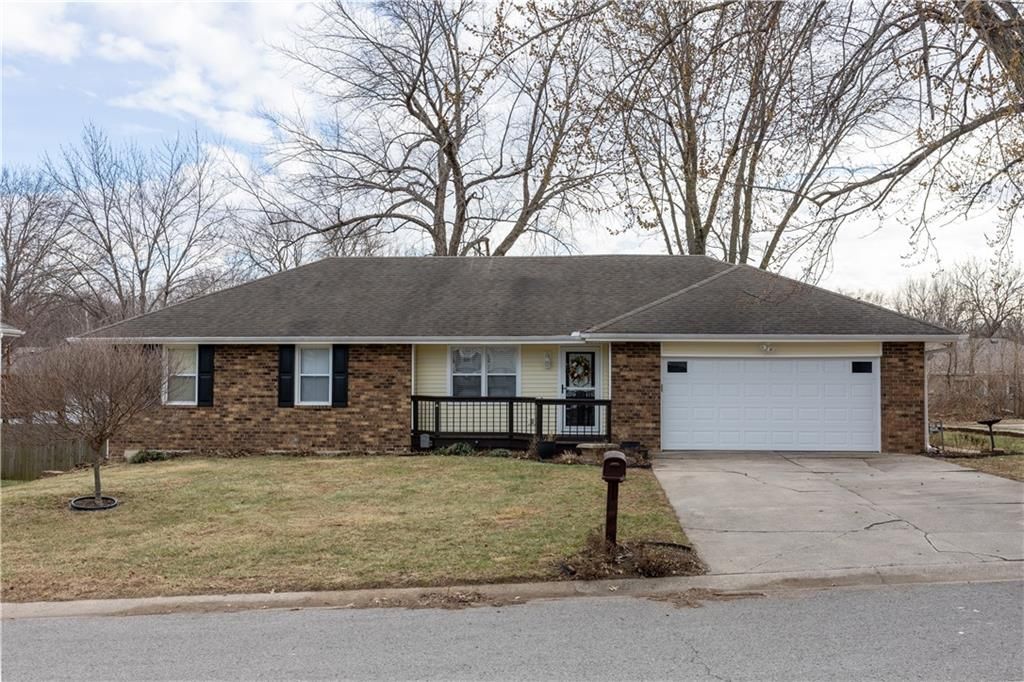 4514 Alpha Lane, St Joseph, MO 64506