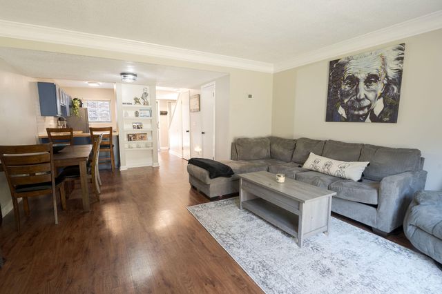 401 Andrea Lane, Hanahan, SC 29410