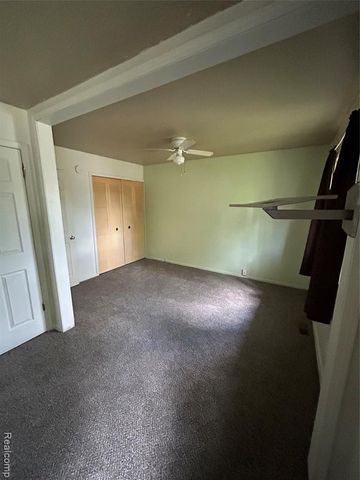 3734 Craig Drive, Flint, MI 48506
