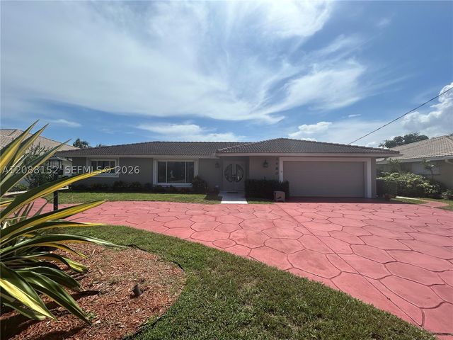 2480 NE 46th St, Lighthouse Point, FL 33064