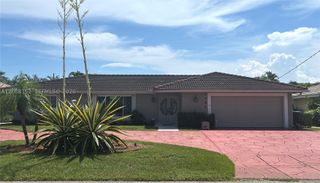 2480 NE 46th St, Lighthouse Point, FL 33064