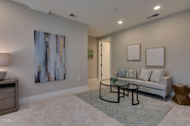 610 N Roxboro Street 21, Durham, NC 27701