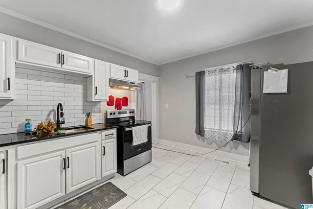 3411 S 6TH COURT, Birmingham, AL 35222