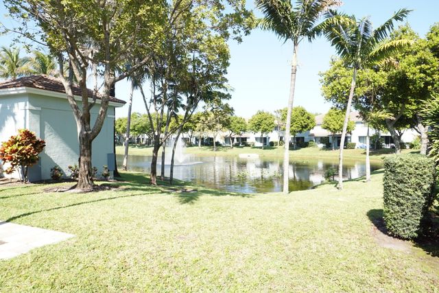 1946 Gardenia Court, Riviera Beach, FL 33404