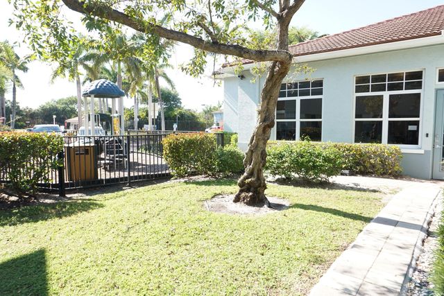 1946 Gardenia Court, Riviera Beach, FL 33404