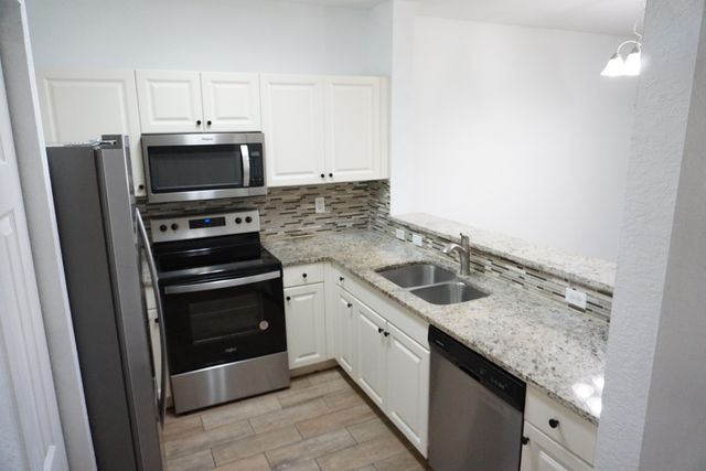 1946 Gardenia Court, Riviera Beach, FL 33404