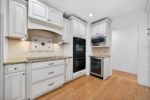 1140 Castec Dr, Sacramento, CA 95864