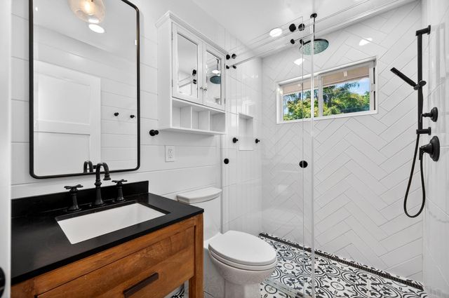 1140 Castec Dr, Sacramento, CA 95864
