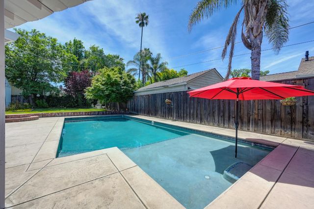 1140 Castec Dr, Sacramento, CA 95864