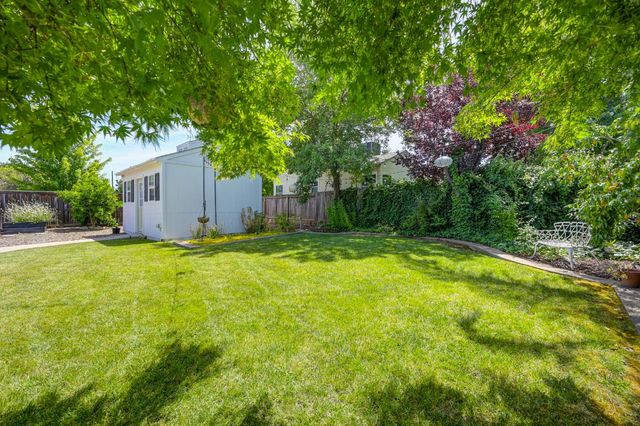 1140 Castec Dr, Sacramento, CA 95864
