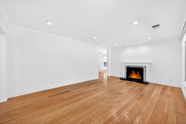 1140 Castec Dr, Sacramento, CA 95864
