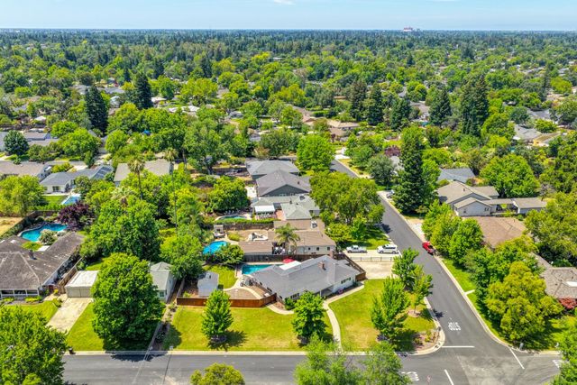1140 Castec Dr, Sacramento, CA 95864