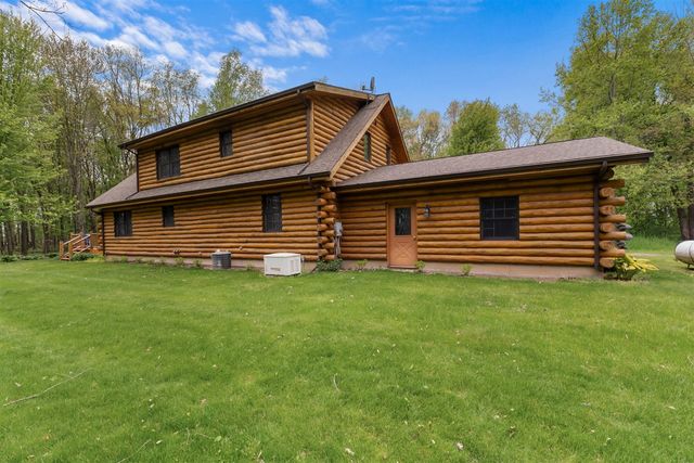12215 Goffe Road, Jonesville, MI 49250