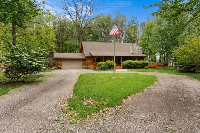 12215 Goffe Road, Jonesville, MI 49250