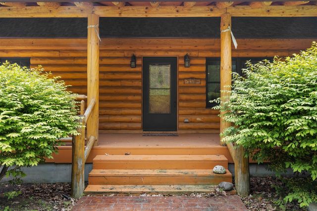 12215 Goffe Road, Jonesville, MI 49250