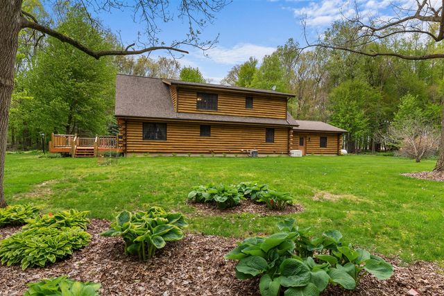 12215 Goffe Road, Jonesville, MI 49250
