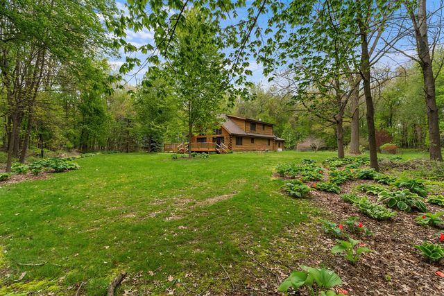 12215 Goffe Road, Jonesville, MI 49250