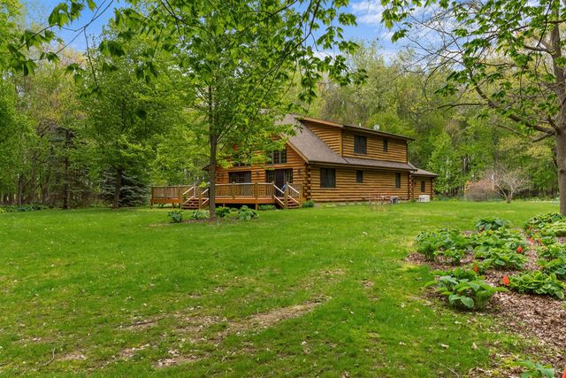 12215 Goffe Road, Jonesville, MI 49250