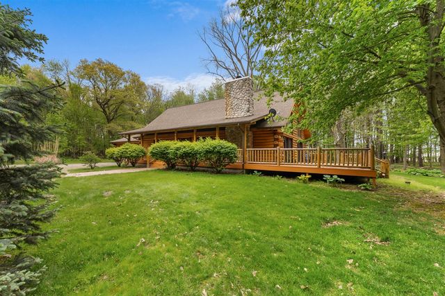 12215 Goffe Road, Jonesville, MI 49250