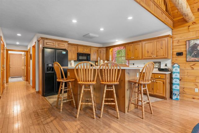 12215 Goffe Road, Jonesville, MI 49250
