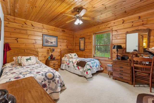 12215 Goffe Road, Jonesville, MI 49250
