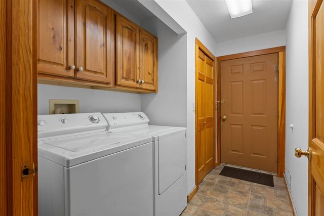 12215 Goffe Road, Jonesville, MI 49250