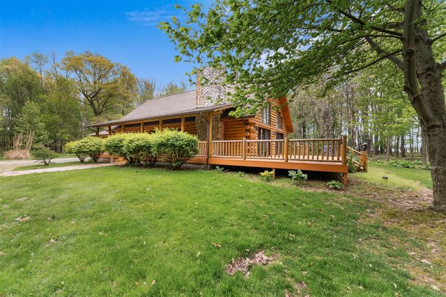 12215 Goffe Road, Jonesville, MI 49250
