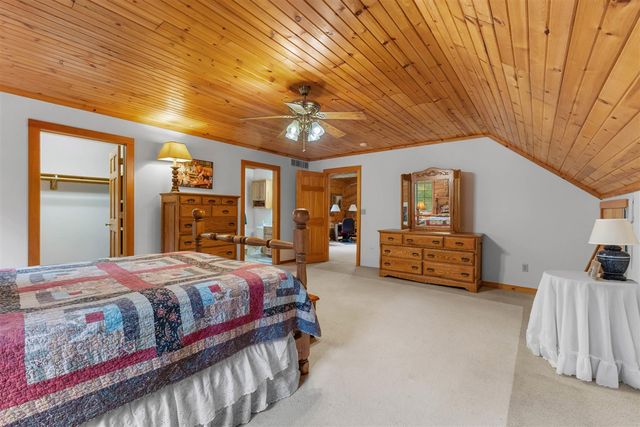 12215 Goffe Road, Jonesville, MI 49250