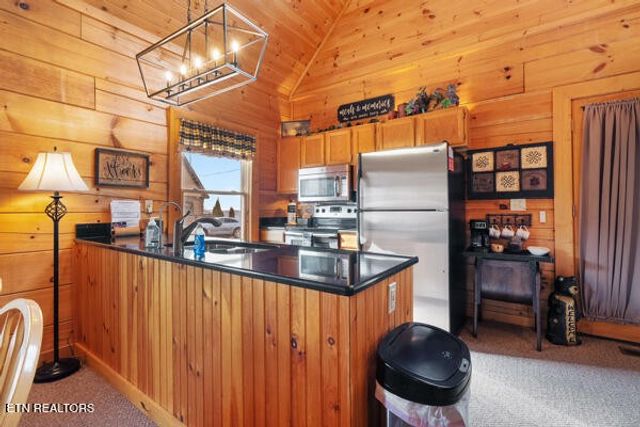 940 Buck Way, Sevierville, TN 37876