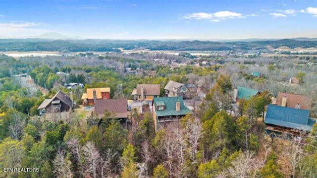 940 Buck Way, Sevierville, TN 37876