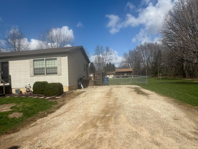 460 E Ellsworth Street, Bellevue Village, MI 49021