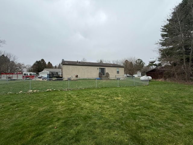 460 E Ellsworth Street, Bellevue Village, MI 49021