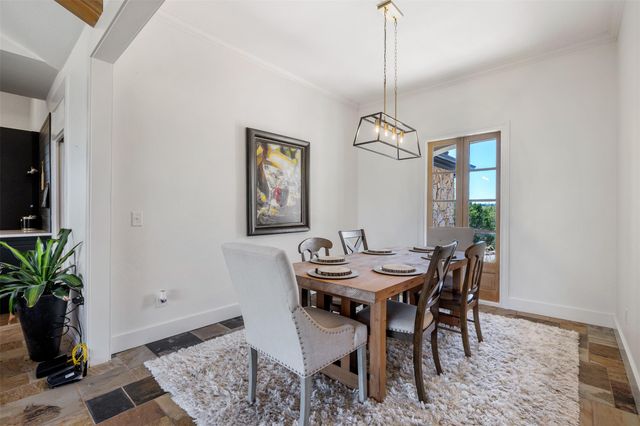 702 E Summit DR, Spicewood, TX 78669