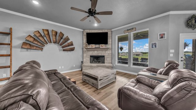 677 County Road 3341, Paradise, TX 76073