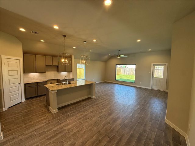 8743 Mallow Rose Way, Rosharon, TX 77583