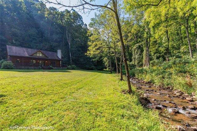 228 Chestnut Mountain Road, Canton, NC 28716