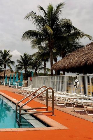 2755 SE 16th Ave 202, Homestead, FL 33035