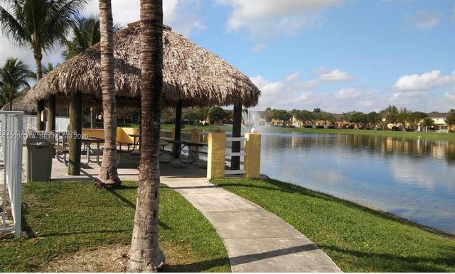 2755 SE 16th Ave 202, Homestead, FL 33035