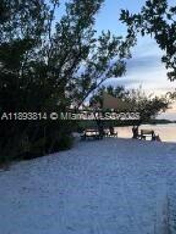 333 Bay View Ave, Key Largo, FL 33037