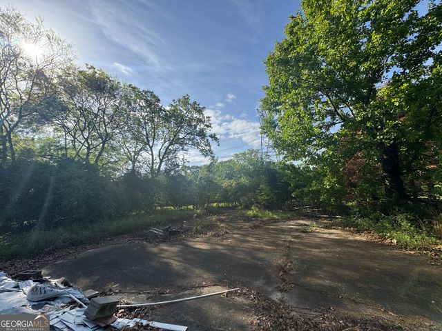 104 Old Perry Road, Bonaire, GA 31005