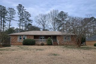 615 Hemlock Drive, Thomson, GA 30824