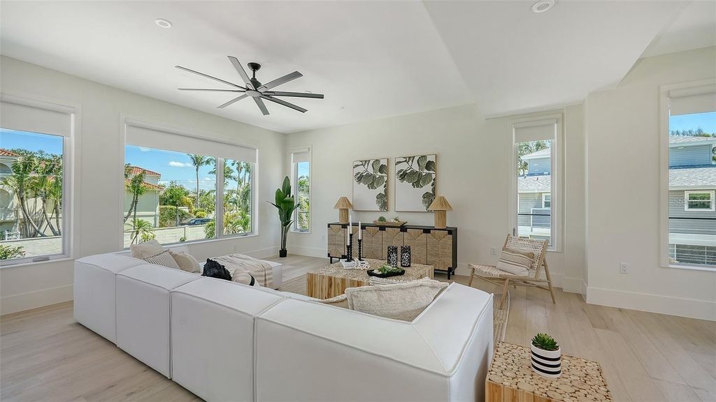 Image 21 of property listing at 8800 MIDNIGHT PASS ROAD, Sarasota, FL 34242