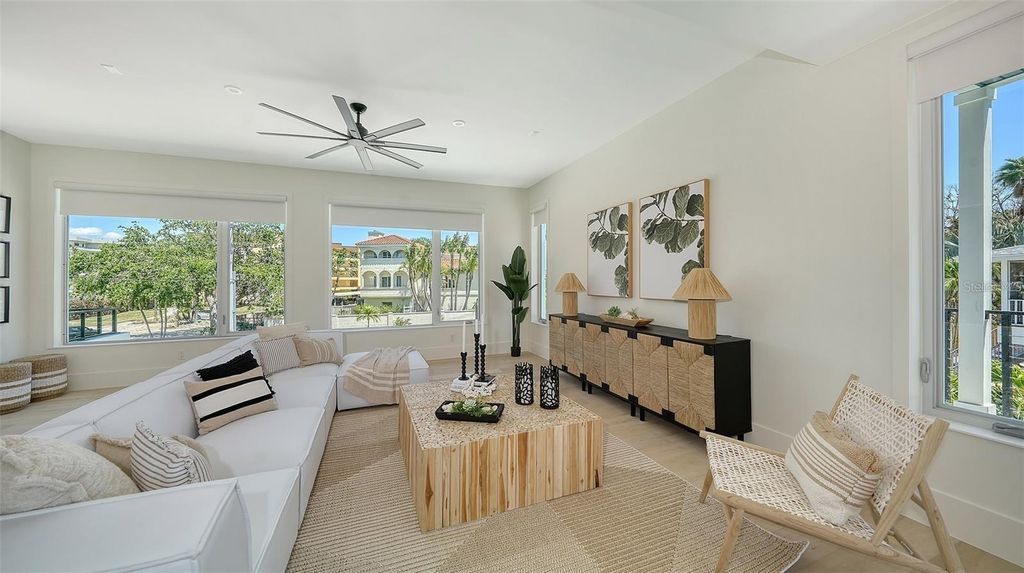 Image 22 of property listing at 8800 MIDNIGHT PASS ROAD, Sarasota, FL 34242