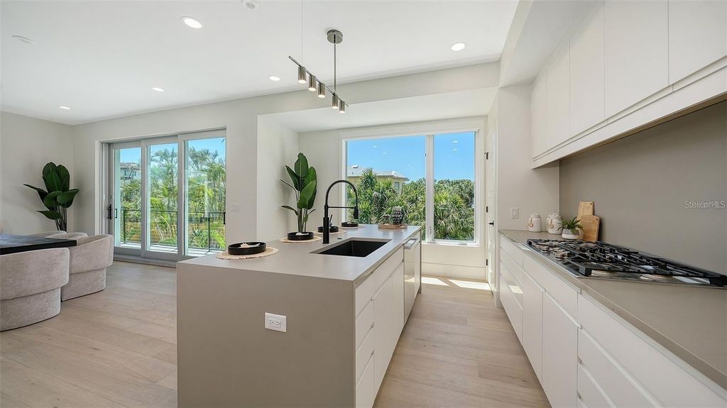 Image 29 of property listing at 8800 MIDNIGHT PASS ROAD, Sarasota, FL 34242